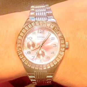 Fossil Chronograph Watch stainless steel and mother of pearl size 6 7/8” wrist